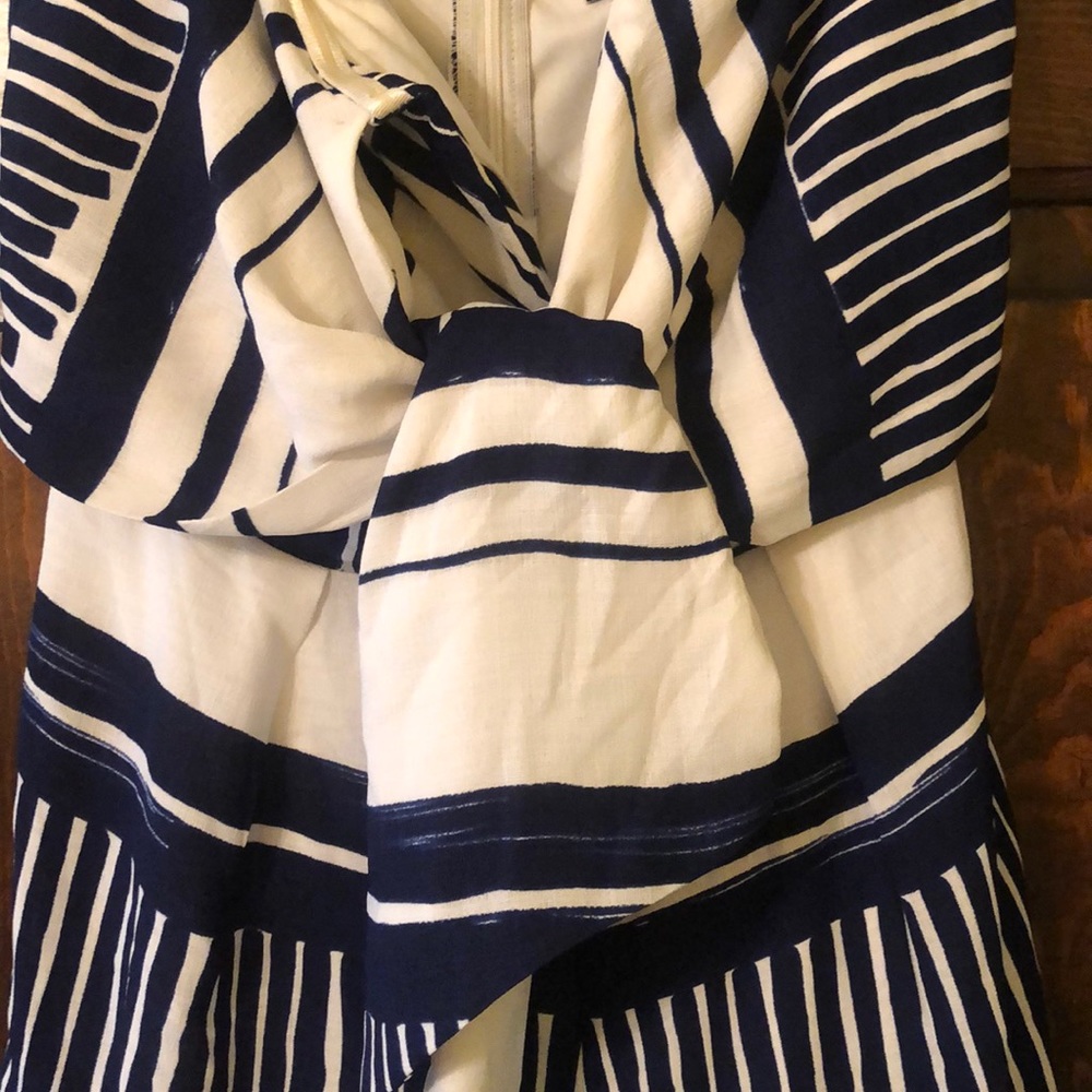 Romper - Picture 3 of 4